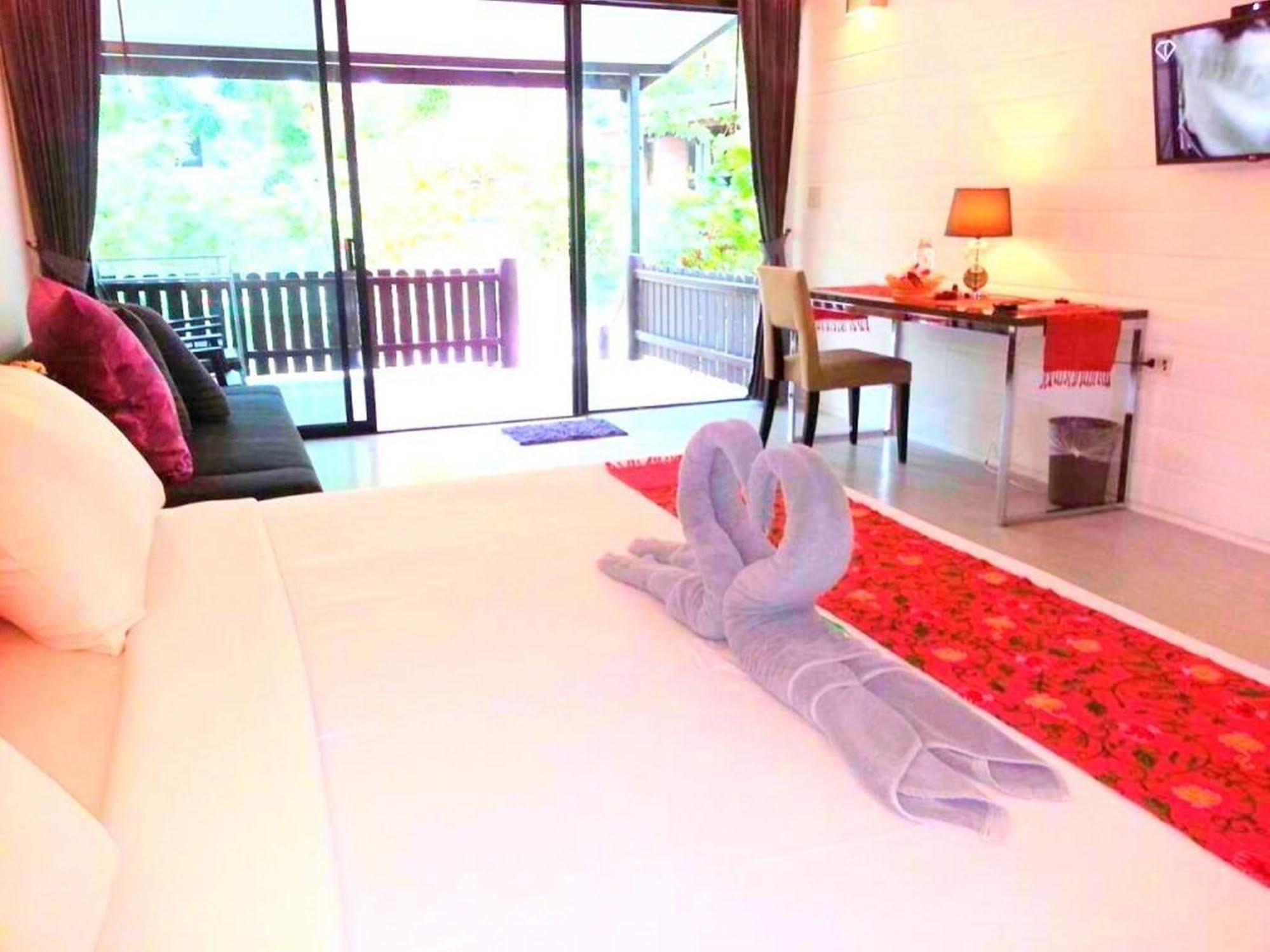 Banraya Resort And Spa Ko Racha Yai Buitenkant foto